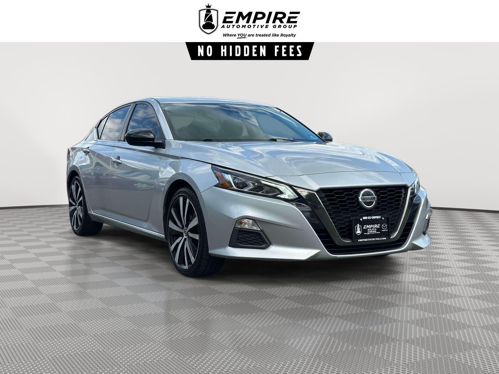 2020 Nissan Altima SR FWD in Brilliant Silver Metallic — front three-quarter view