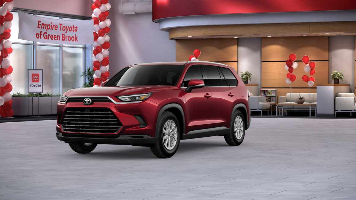 2026 Toyota Grand Highlander XLE in Ruby Flare Pearl <a role='button' class='viewDgDisclaimersButton' data-toggle='modal'...